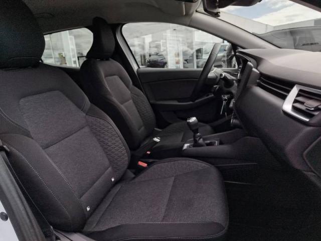 Renault Clio image 9