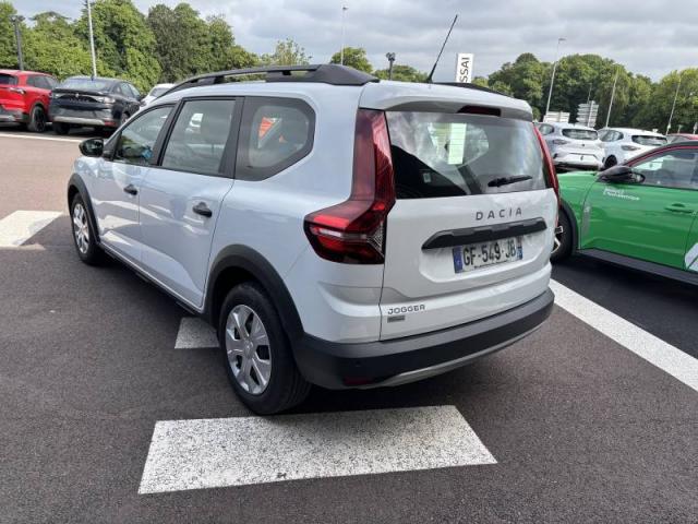 Dacia Jogger image 1
