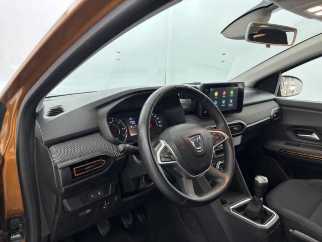Dacia Sandero image 1