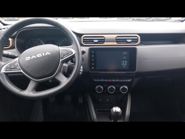 Dacia Duster image 2