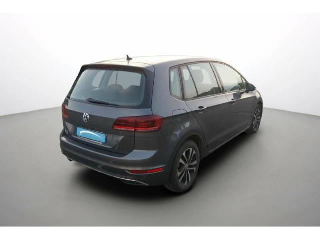 Volkswagen Golf Sportsvan image 8