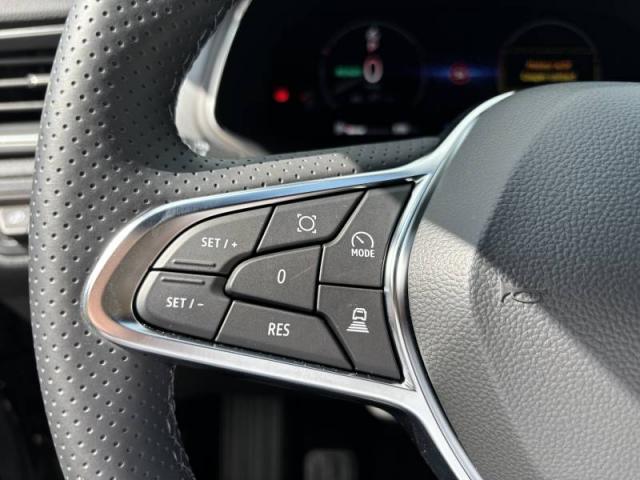 Renault Captur image 2