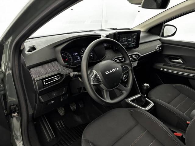 Dacia Jogger image 1