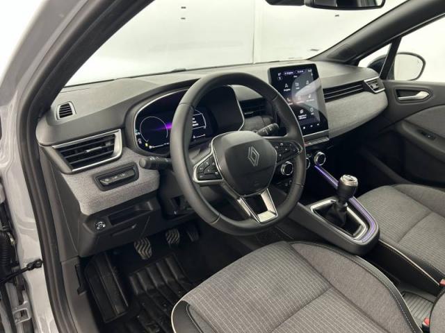 Renault Clio image 1
