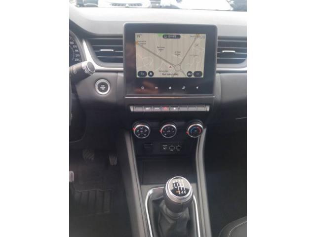 Renault Captur image 6