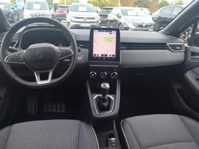 Renault Clio image 6