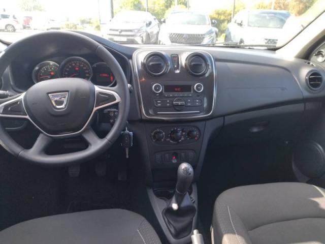 Dacia Sandero image 2