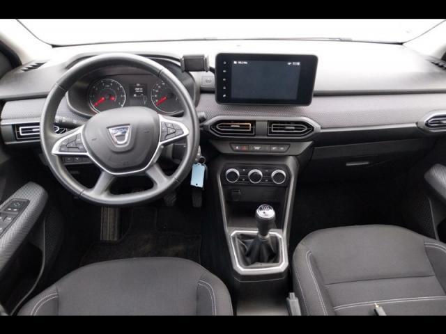 Dacia Sandero image 2