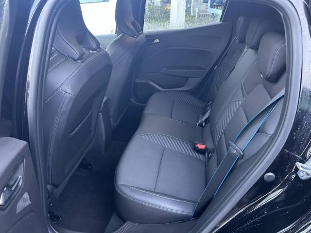 Renault Clio image 8