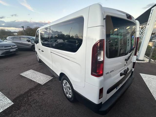 Renault Trafic image 9