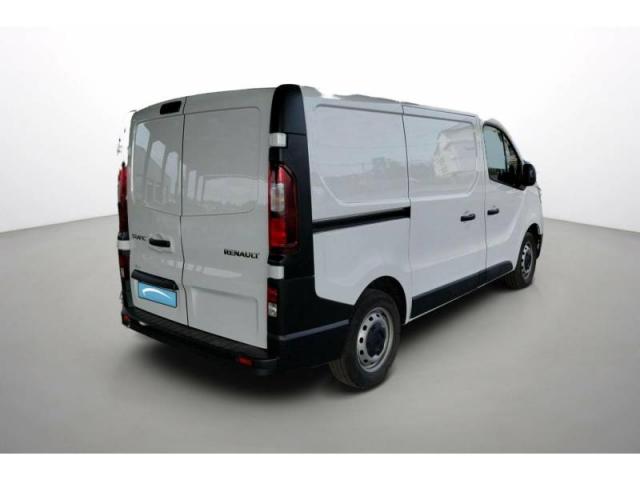 Renault Trafic image 3