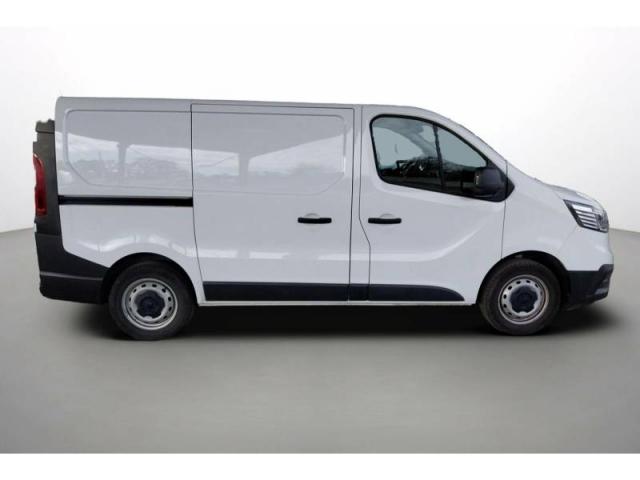 Renault Trafic image 2