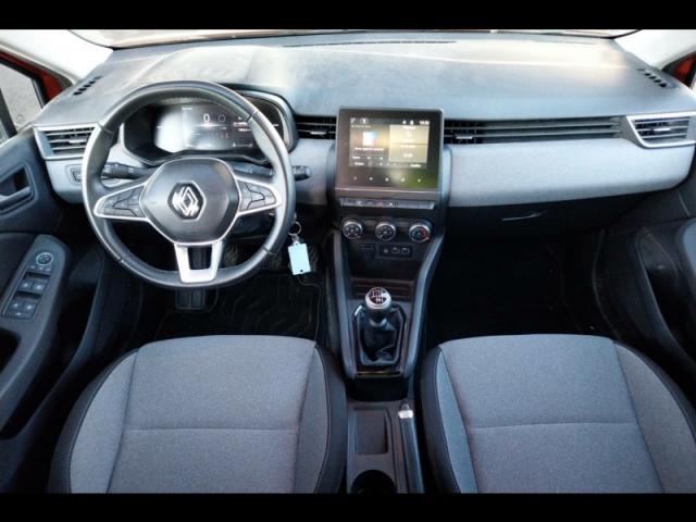 Renault Clio image 2