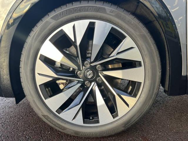 Renault Rafale image 8