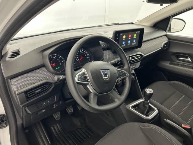 Dacia Jogger image 1