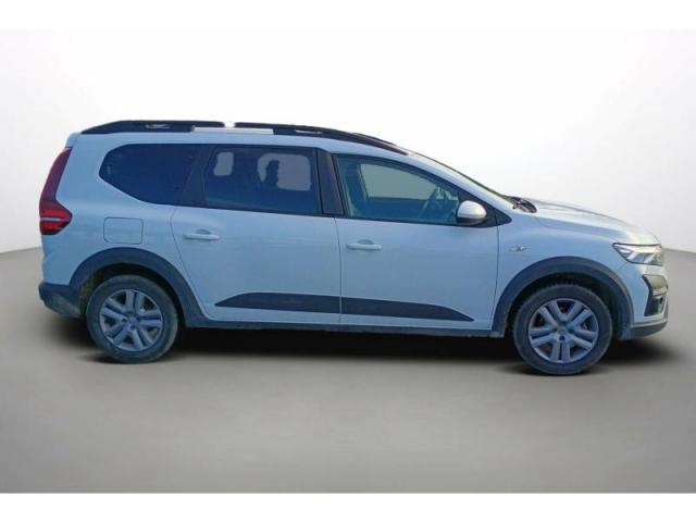 Dacia Jogger image 1