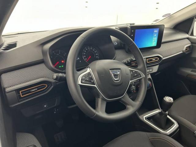 Dacia Sandero image 1