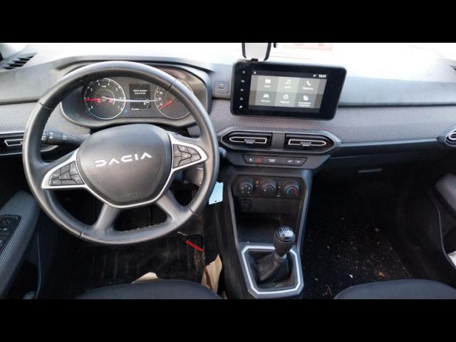 Dacia Jogger image 1