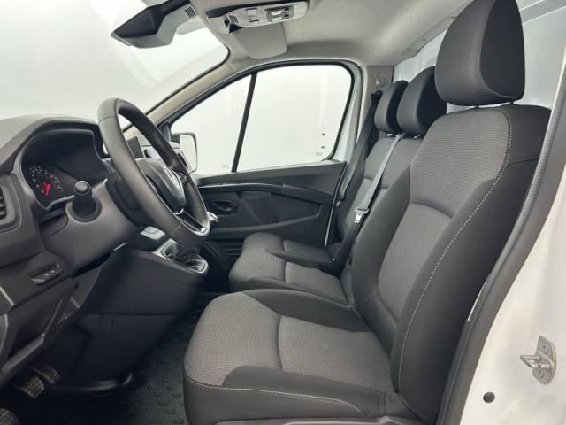 Renault Trafic image 4