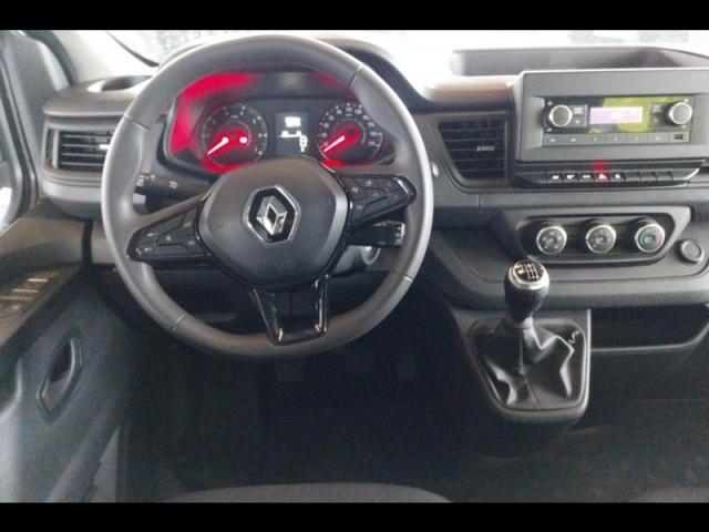 Renault Trafic image 4