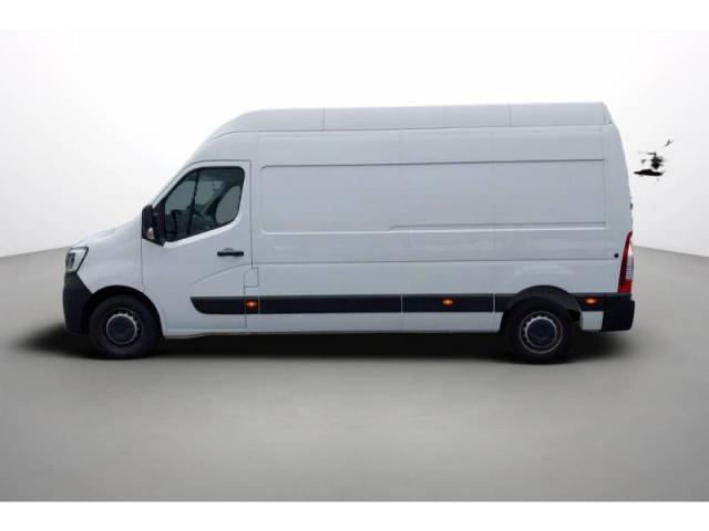 Renault Master image 1