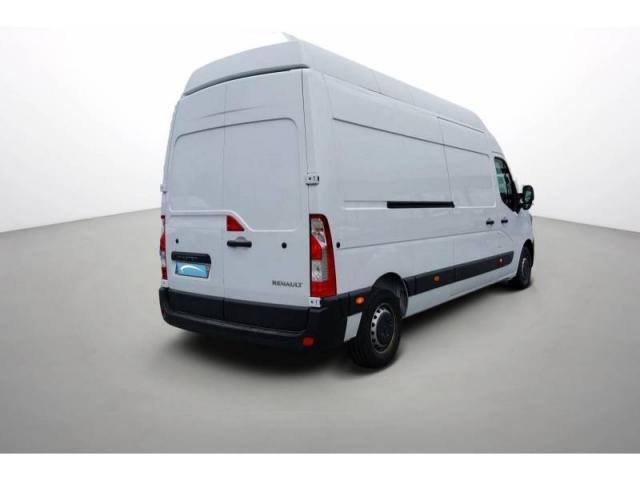 Renault Master image 2