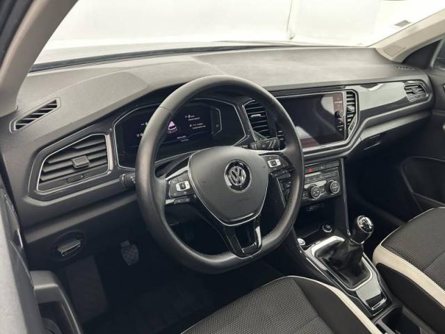 Volkswagen T-Roc image 1