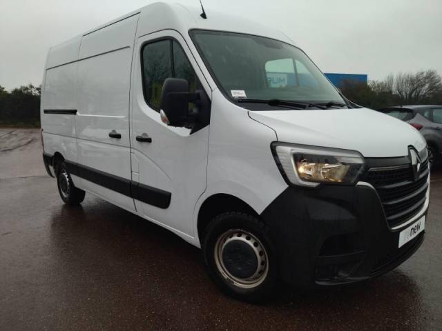 Renault Master image 1
