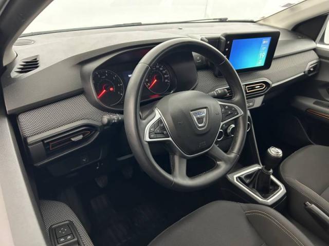 Dacia Sandero image 1
