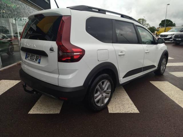 Dacia Jogger image 1