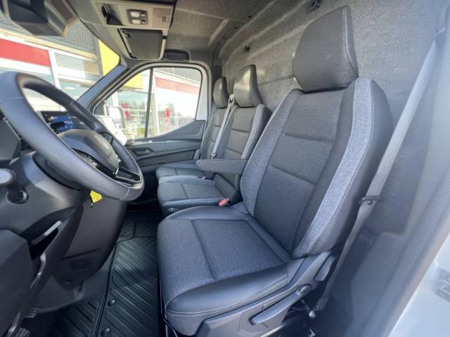 Renault Master image 7