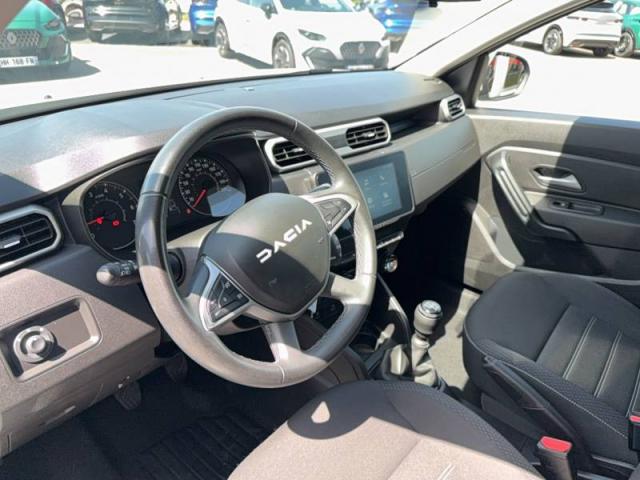 Dacia Duster image 9