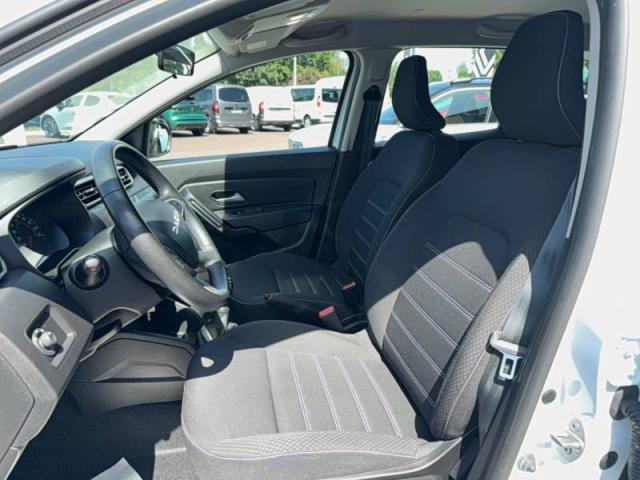 Dacia Duster image 5