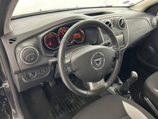 Dacia Sandero image 1