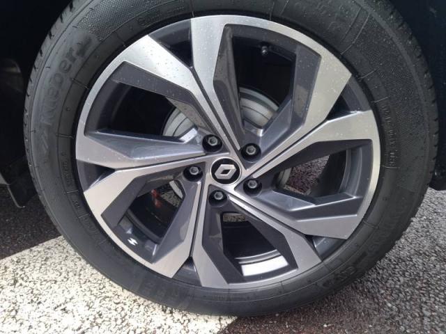 Renault Captur image 1