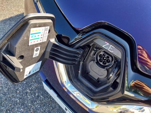 Renault Zoe image 8
