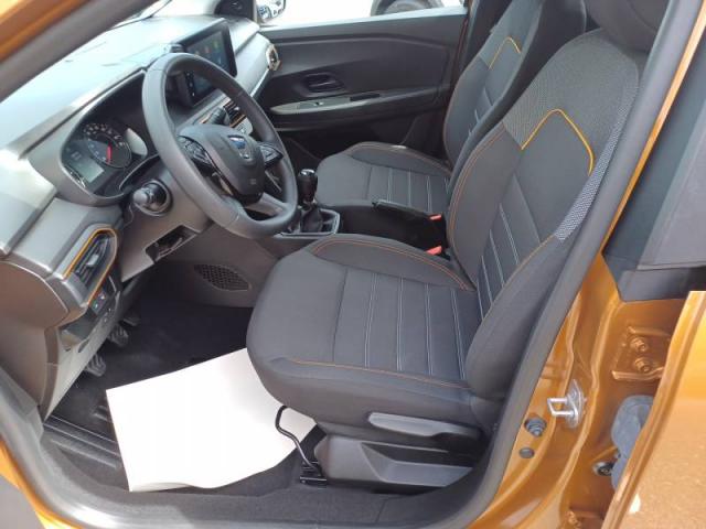 Dacia Sandero image 3