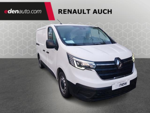 Renault Trafic image 2