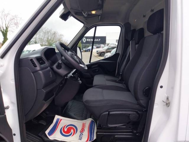 Renault Master image 2