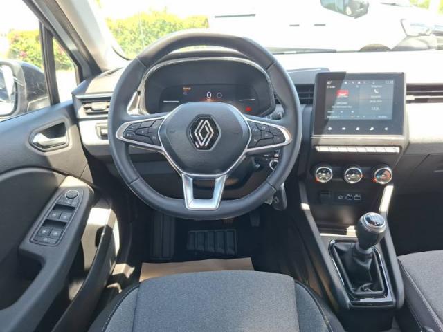 Renault Clio image 9