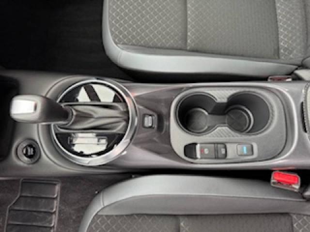Nissan Juke image 5