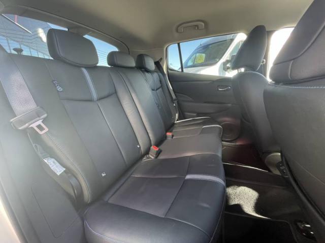 Nissan Leaf image 9
