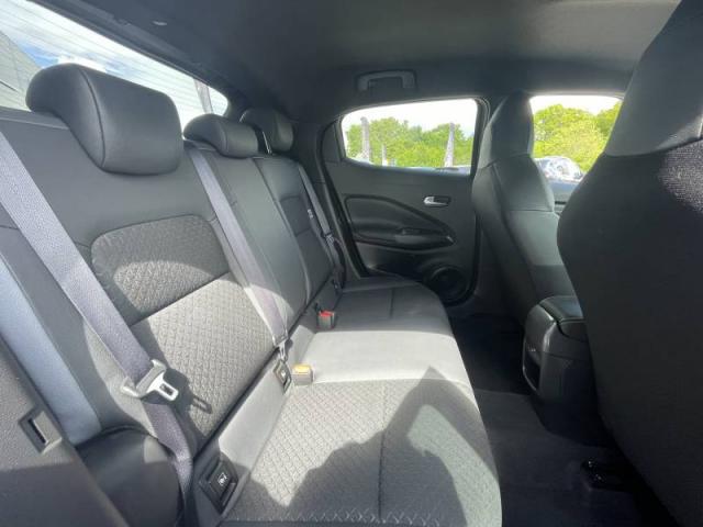 Nissan Juke image 6