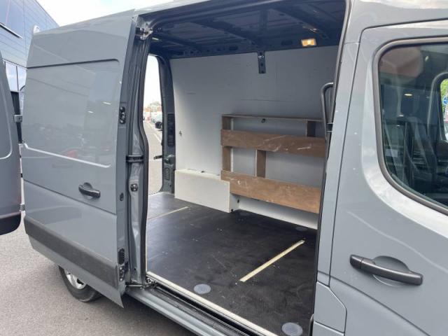 Nissan Interstar image 1