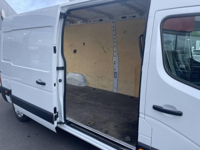Nissan Nv400 image 3