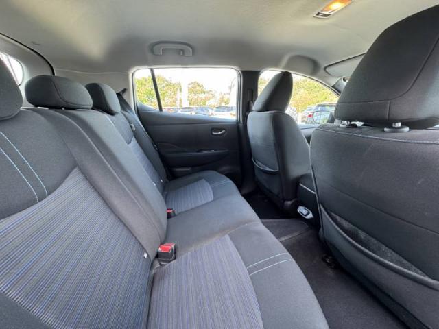 Nissan Leaf image 6