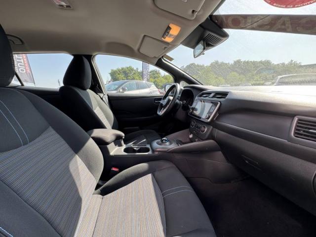 Nissan Leaf image 1