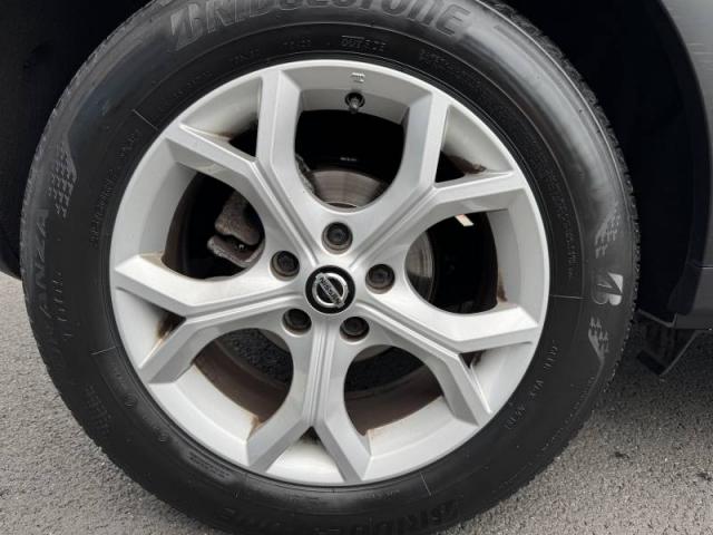 Nissan Juke image 9
