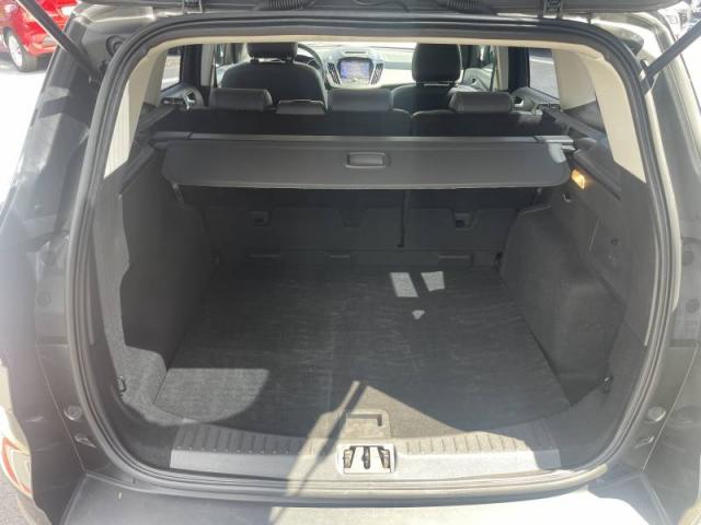 Ford Kuga image 4