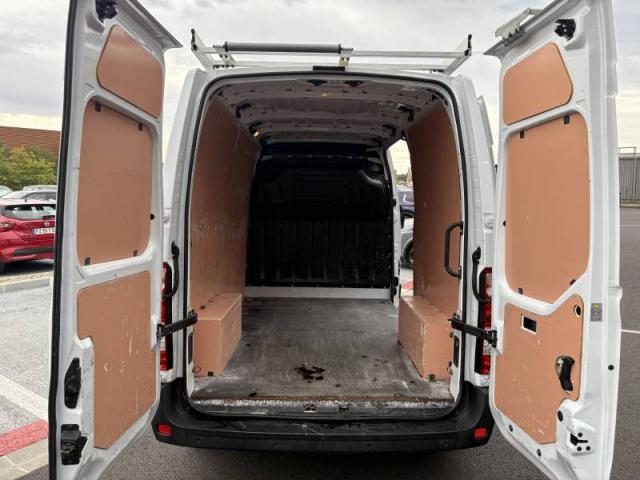 Nissan Nv400 image 8